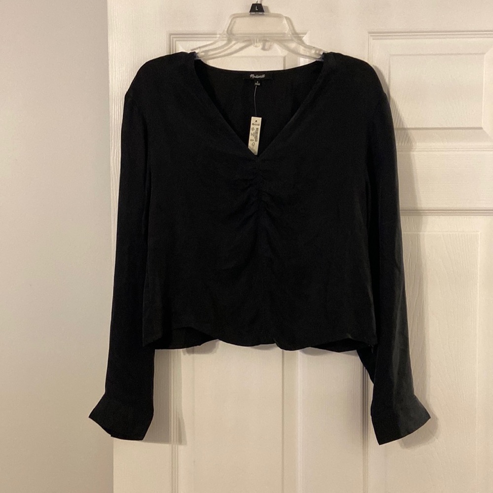 Madewell Women’s Shirt size 8 brand new color black length 20” bust 34”
